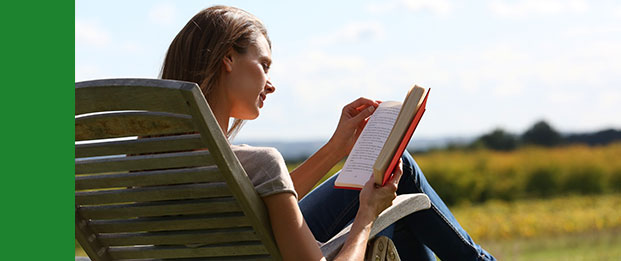 WomanReadingOutdoors